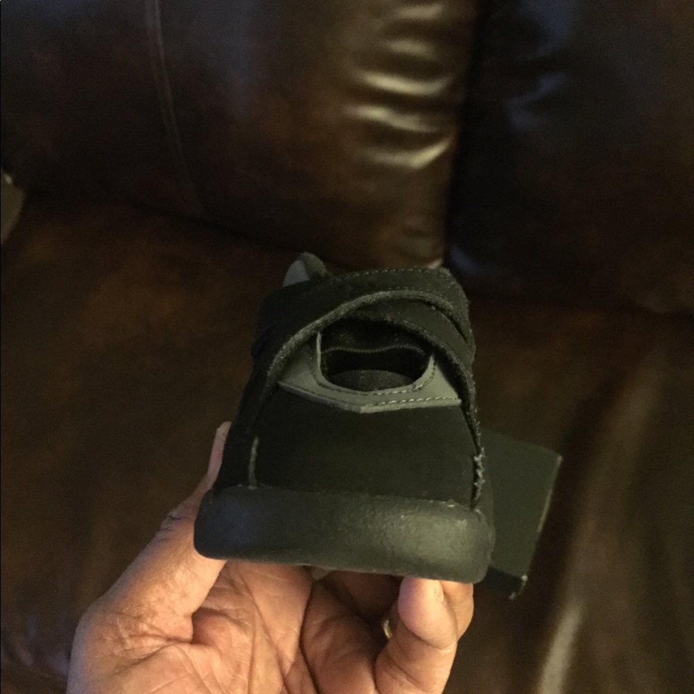 Jordan sneakers only worn 2 times like new